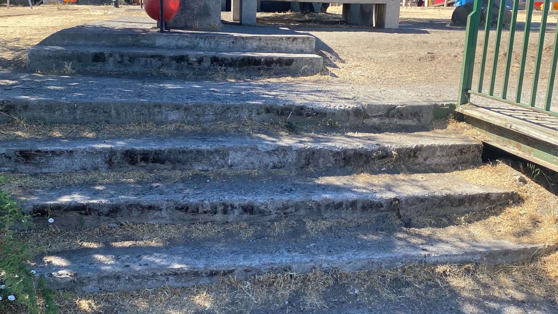Fotografía de escaleras del mirador